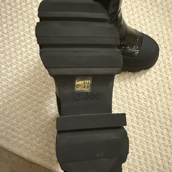 Ganni Boots size 37 - Picture 2 of 5